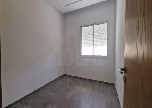 AV Appartement S+3 à La Soukra