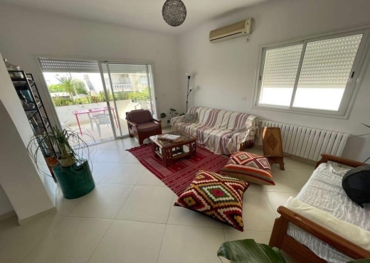 À VENDRE – SUPERBE VILLA À MENZAH 5