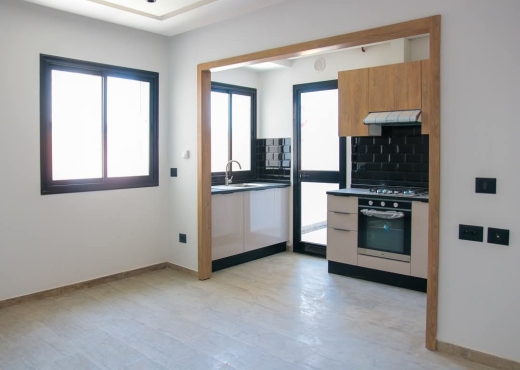 A Vendre Appart S+2 Neuf La Soukra
