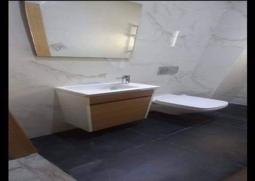 RIADH EL ANDALOUS: APPARTEMENT S+1