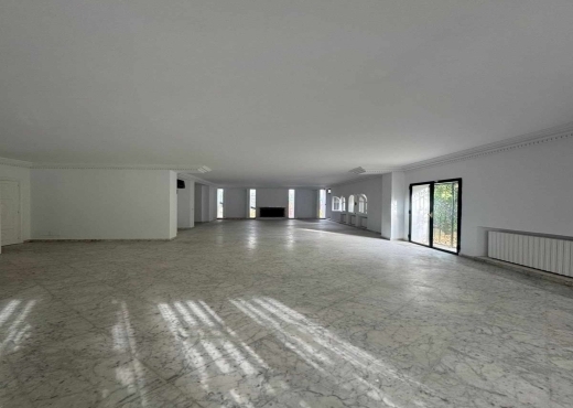 A louer Somptueusec Villa Menzah 1