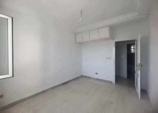 📍ARIANA : APPARTEMENT S+4 À LOUER