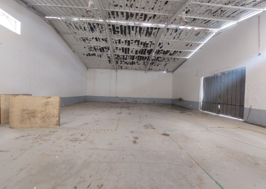 Dépôt industriel 500 m² à louer –