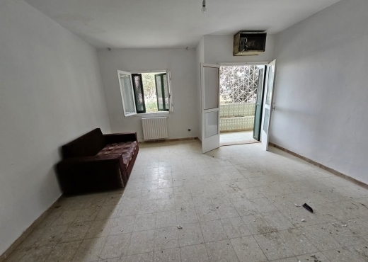 📍 RIADH EL ANDALOUS : APPARTEMENT S+4 AU REZ-DE-C