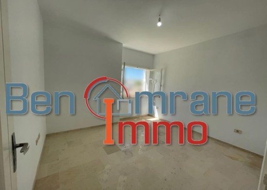 A VENDRE – Appartement S+2  Ariana