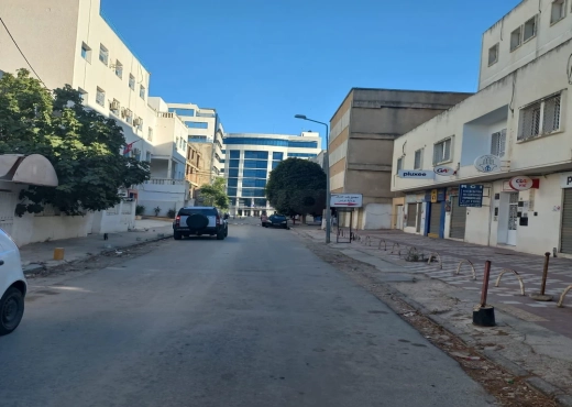 villa À Vendre à TUNIS - Vente immobilière - Immobiliere.tn - Photo 4