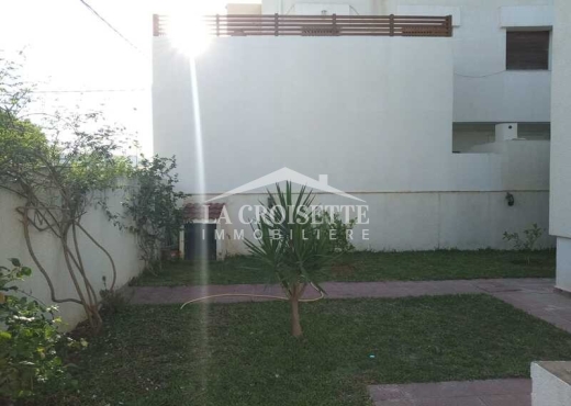 Villa S+4 à La Marsa  MVV0393