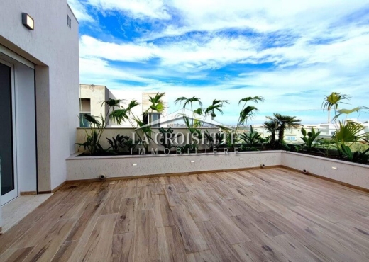 s+1 avec terrasse à La soukra