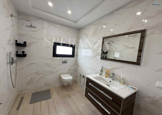 Location Villa Kayna S+4