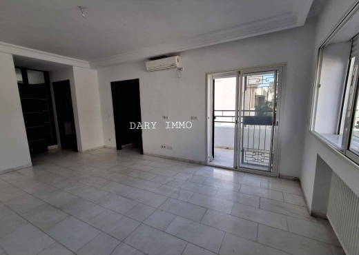 A louer villa S+6 à Ain Zaghouan