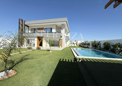 Vente Villa Suzanna S+4