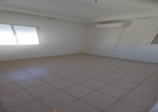 AV S1 titré la soukra 215 Md