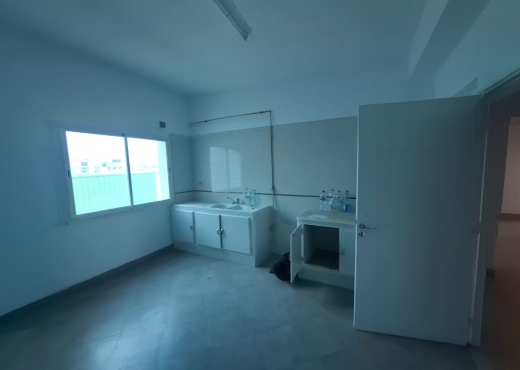 Bureau H+4 au 2ème étage à la Zone