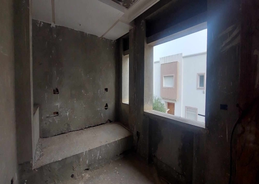 Maison inachevée à la Cité El Wafa