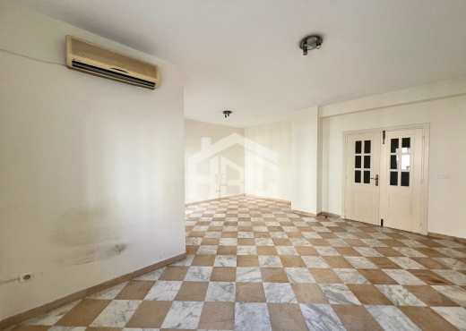 A vendre S+3 de 175 m² à Ennasr 1