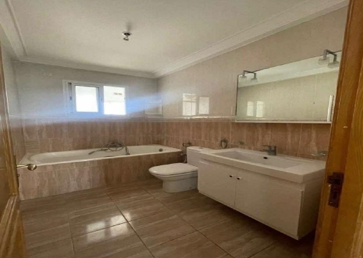 📍 ENNASR 2 : APPARTEMENT S+3  À VENDRE