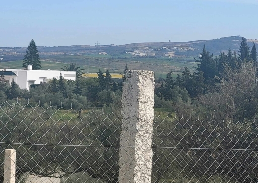 À VENDRE – TERRAIN CONSTRUCTIBLE 300 M²