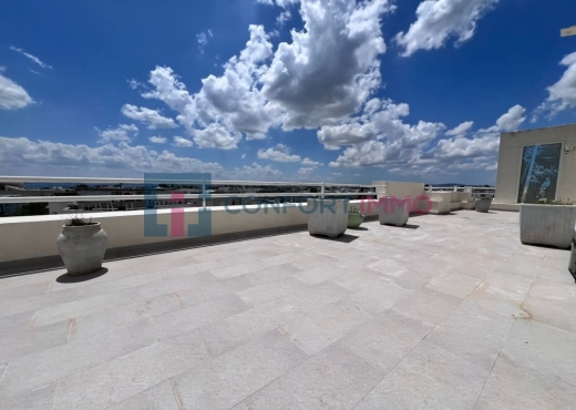 A Vendre Penthouse au Lac 2