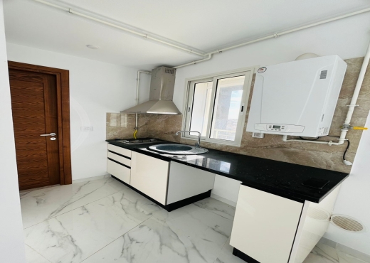 A vendre S+1 a Ennkhilet