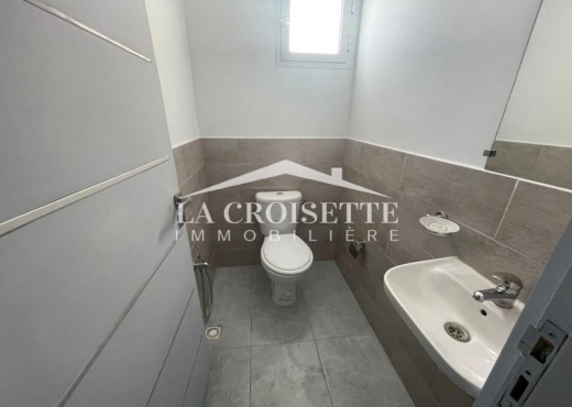 Bureau H+6 au Lac1 ZBL0570