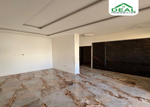 عمارة ذات طابقين بحي الرياض - سوسة