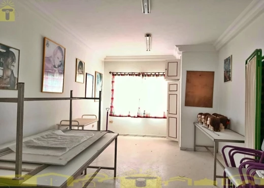 villa À Vendre à NABEUL - Villa avec 2 appartements à vendre à Hammamet - Immobiliere.tn - Photo 4