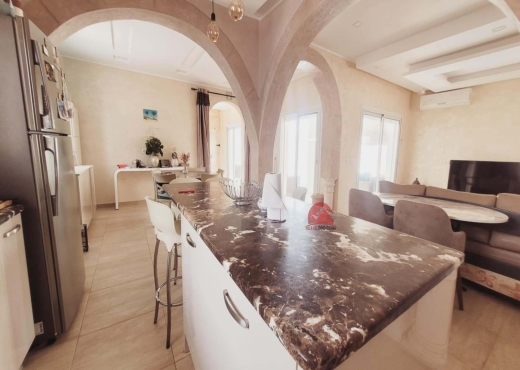 VILLA AVEC PISCINE À DJERBA AGHIR