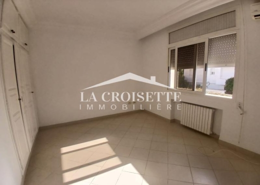 Villa S+5 avec piscine