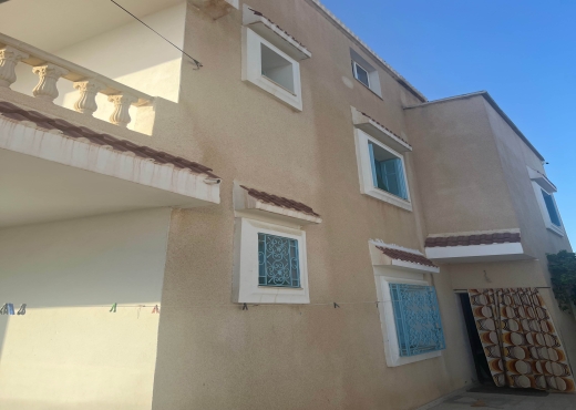 villa À Vendre à ARIANA - Maison familiale à Raoued 500 m² - Immobiliere.tn - Photo 9