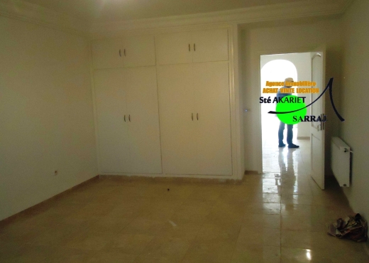 A vendre Appart S+4 Hammam Sousse