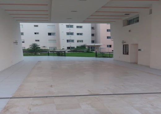 Appartement À Louer à TUNIS - Excellent S4 meublé Neuf Cité Palmeraies à l'année - Immobiliere.tn