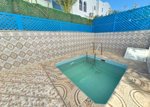 maison à À Louer à MEDENINE - Maison S+4 avec piscine à Midoun
