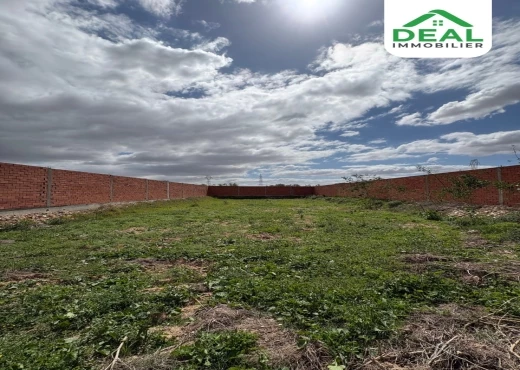 terrain à À Vendre à SOUSSE - Terrain clôturé de 900 m²