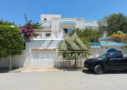 Villa 2 Apparts + Studio  La Marsa