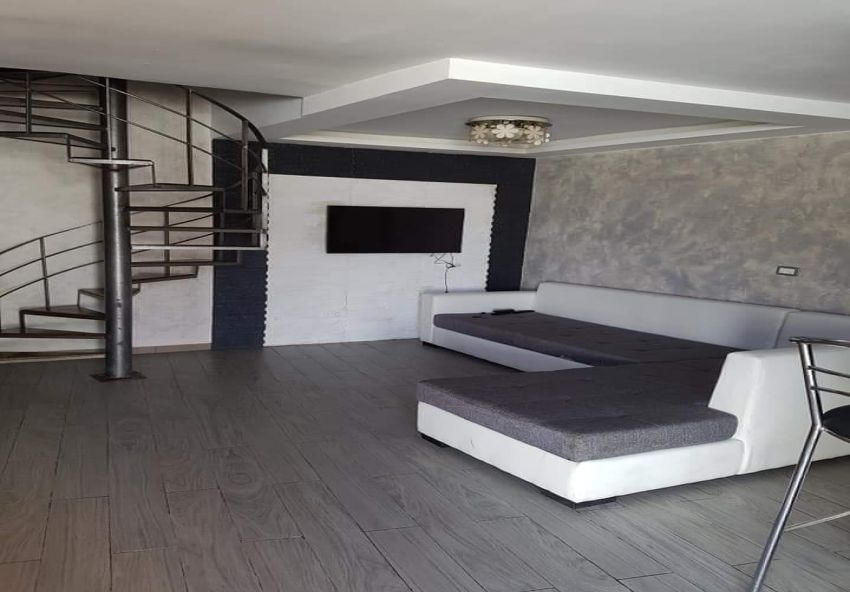A louer studio HS à Bizerte