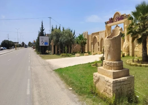 terrain à À Vendre à NABEUL - 300m A KLM 71 coté plage