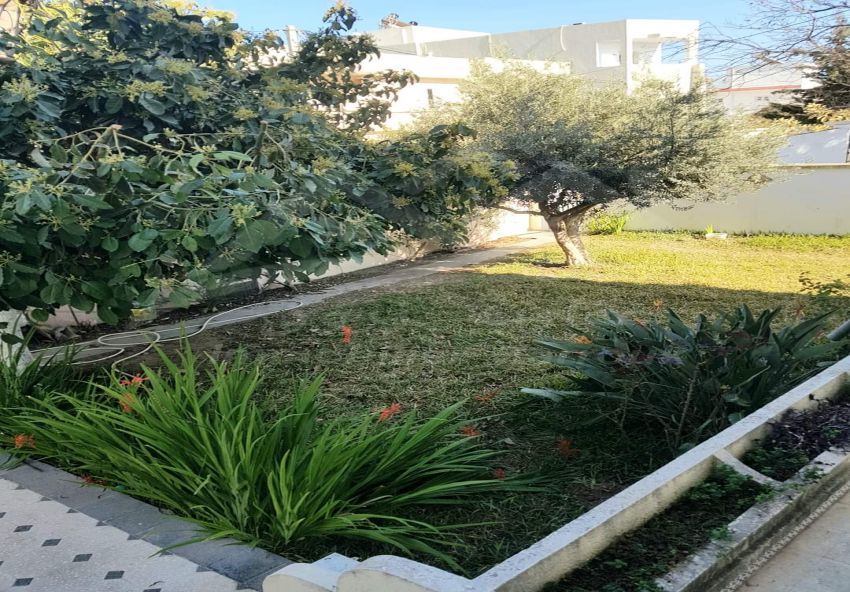 A louer Étage de villa corniche Bizerte