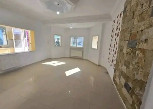 A VENDRE: Villa S+3 à Chott Mariem
