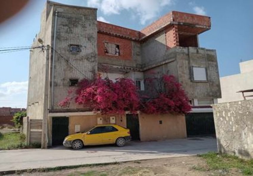 Maison à vendre à raoued