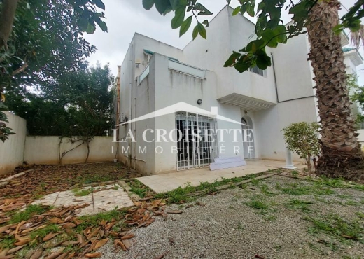 Duplex S+4 avec jardin à La Marsa