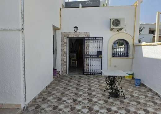 studio à À Louer à NABEUL - Studio S+1 à Louer – Confort, Calme et Emplacement