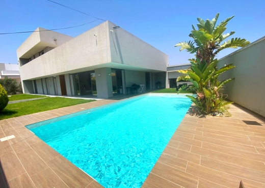 A Vendre Villa HS Sfax Rt Bouzayen