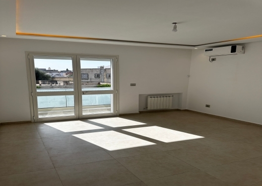 A louer un étage de villa de type s+2 neuf jamais