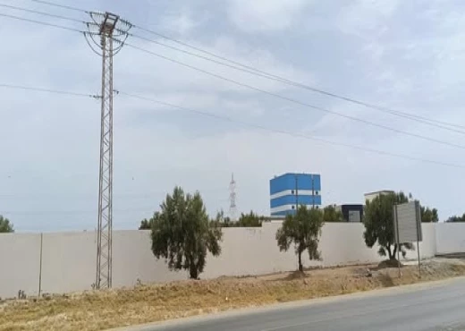 terrain à À Vendre à MAHDIA - Un terrain à vocation industrielle