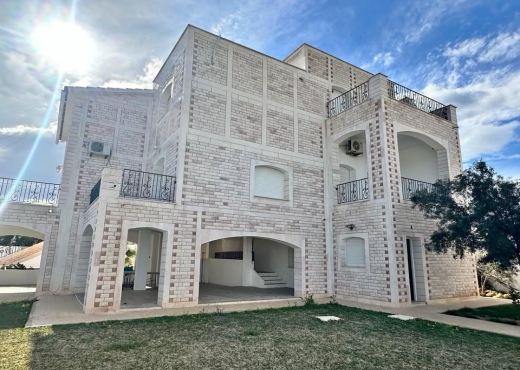 villa 1200 m