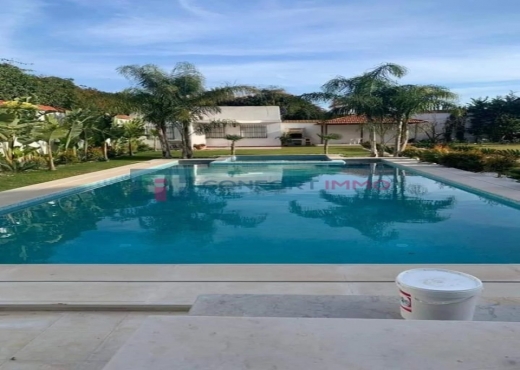 Vente Villa de Maitre à La Soukra