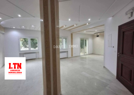 A Vendre appart S+3 Neuf avec jardin Soukra