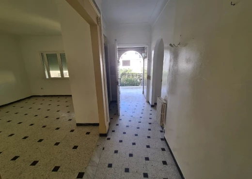 Étage de villa à À Louer à NABEUL - location etage de villa à Nabeul