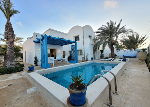 À Vendre – Belle Maison S+3 Djerba