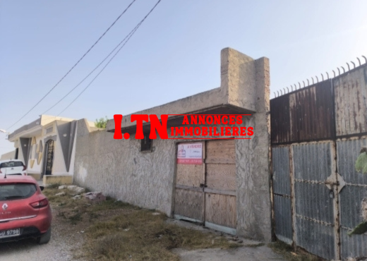 للبيع: أرض فلاحية في المكنين